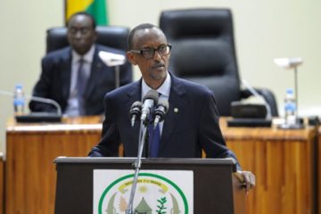 2015 Irangiye Kagame ari we ukunzwe kurusha izindi nzego mu Rwanda – Min Murekezi