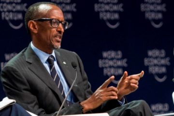 Perezida Kagame yasabye Abanyafurika gucika ku ngeso yo gusigara inyuma