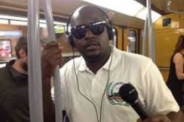 Serge Ndayizeye  yerekeje ahazabera Rwanda  Cultural   Day n’ibiradio bye