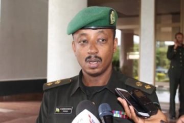 Abantu biyita ko ari abo muri M23 bahungiye mu Rwanda – RDF