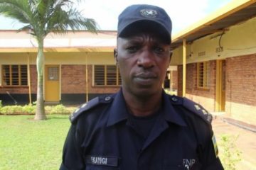 Nyagatare: Abaturage bafashe abantu 2 bafite amafaranga y’amahimbano babashyikiriza Polisi