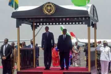 Perezida wa Repubulika Paul Kagame na Madamu Jeannette Kagame bageze mu gihugu cya Djibouti mu ruzinduko rw’iminsi ibiri