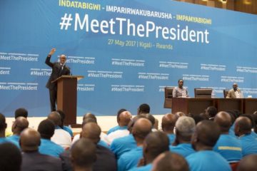 Perezida Kagame yahagurukiye Abayobozi bagenda  biguru ntege