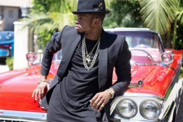 Wari uzi ko Diamond Platinumz ubu wabaye ikirangirire yibye nyina umubyara ngo akunde atangire umuziki? Incamake y’ubuzima we