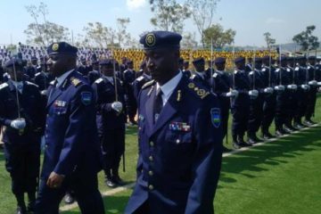 Abanyarwanda tubarememo ‘ Icyizere ‘ batinyuke Polisi – Perezida Kagame