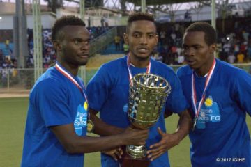 Rayon Sports yashyikirijwe igikombe cya Shampiyona