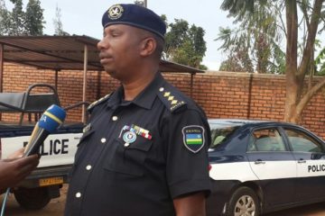 Polisi yafashe abashoferi 30 bakekwaho guha ruswa abapolisi mu gihugu hose