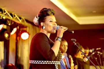 Aline Gahongayire yishumbushije umusore nyuma ya gatanya na Gahima Gabriel