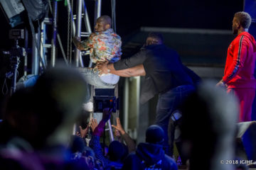 Davido yakoze agashya mu gitaramo i Kigali nyuma y’ imvura nyinshi ndetse n’ imbeho “REBA HANO AMAFOTO”