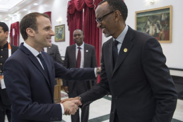 Perezida Kagame yahuye na Emmanuel Macron w’u Bufaransa mu Buhinde