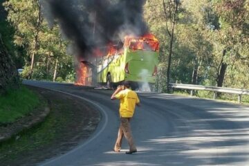 Bisi ya RITCO yari itwaye abagenzi yahiye irakongoka