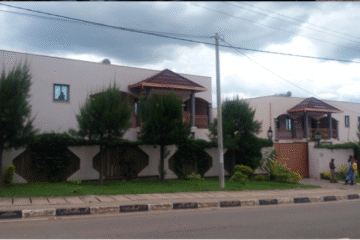 Nyarutarama : Inzu z’umucuruzi zatejwe cyamunara mu manyanga zasubijwe nyirazo