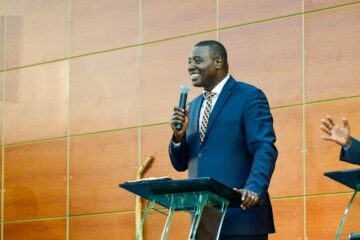 Guhura kwa Perezida Trump na Perezida Kim Jong-Un biraca amarenga yo kurangira kw’isi -Apôtre Dr Gitwaza