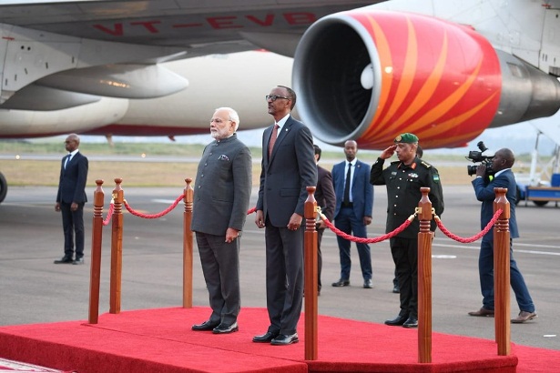 Perezida Kagame yakiriye Minisiitiri w’Intebe w’u Buhinde, Narendra Modi