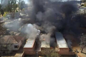 Burundi: Abantu Bitwaje Intwaro Batwitse Ibiro Bishinzwe Abinjira N’abasohoka N’amamodoka