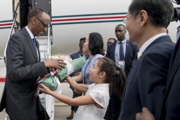 Perezida Kagame na Madamu Jeannette Kagame bitabiriye inama ya FOCAC mu Bushinwa