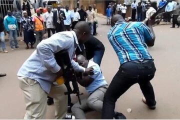 Uganda: Abaherutse guhohotera utavuga rumwe n’ubutegetsi bagejejwe mu rukiko rwa gisirikare