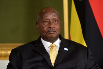 Uko Museveni yanyuranyije n’imvugo ze agaha rugari abakoze Jenoside yakorewe Abatutsi