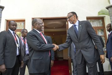 Perezida Kagame yitabiriye inama ya EAC u Rwanda rugiye kuyobora