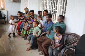 Abandi Banyarwanda biganjemo abana bajugunywe ku mupaka wa Gatuna