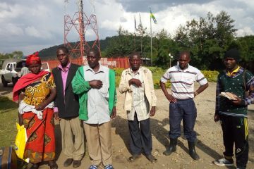 Abanyarwanda basigaye bakoreshwa uburetwa muri Uganda ” UBUHAMYA “