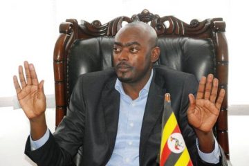 Umudepite wa Uganda aramagana uburyo igihugu cye kiri kuzambya umubano mu karere kose Umudepite wa Uganda aramagana uburyo igihugu cye kiri kuzambya umubano mu karere kose