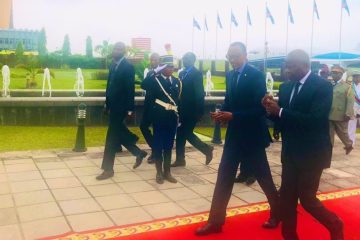 Perezida Kagame  yageze i Kinshasa aho  yitabiriye umuhango w’ishyingurwa na Etienne Tshisekedi