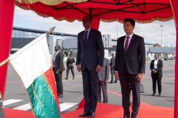 Perezida Kagame na Madamu Jeannette Kagame bitabiriye isabukuru y’imyaka 59 Madagascar ibonye ubwigenge