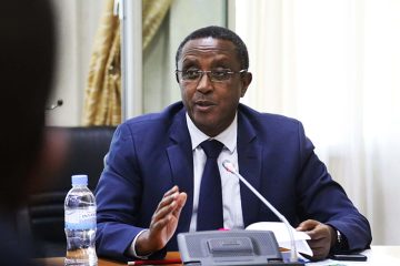 Minisitiri Vincent Biruta yasimbuye Dr. Richard Sezibera ku Bubanyi n’Amahanga