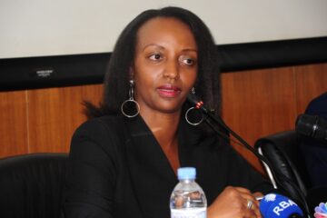 MINICOM iraburira Abacuruzi bazamura ibiciro by’ibicuruzwa, bitwaje icyorezo cya Coronavirus