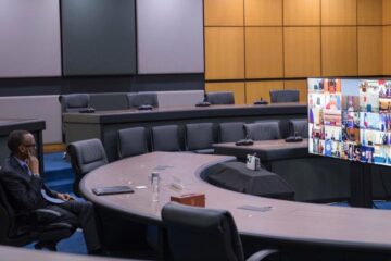 Kagame yitabiriye inama idasanzwe ya G20 yatangiwemo tiliyari $5 zo guhangana n’ingaruka za COVID-19