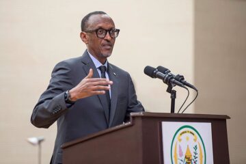 Perezida Kagame yasabye Abanyarwanda kudakuka umutima kubera Coronavirus