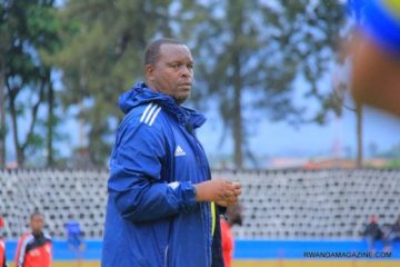 Ikipe ya As Muhanga yirukanye umutoza wayo Nduwantare Ismael kubera umusaruro muke. Ikipe ya As Muhanga yirukanye umutoza wayo Nduwantare Ismael kubera umusaruro muke.