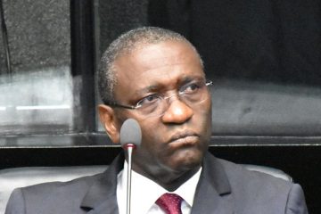 Umujenosideri Augustin Ngirabatware wakatiwe igifungo cy’imyaka 32 agiye kurangiriza igihano cye muri Senegal. Umujenosideri Augustin Ngirabatware wakatiwe igifungo cy’imyaka 32 agiye kurangiriza igihano cye muri Senegal.