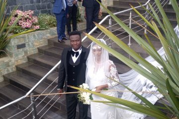 Amafoto – Umuhanzi Mico The Best yakoze ubukwe n’umukunzi we Clarisse bari bamaze igihe kirenga umwaka bakundana Amafoto – Umuhanzi Mico The Best yakoze ubukwe n’umukunzi we Clarisse bari bamaze igihe kirenga umwaka bakundana