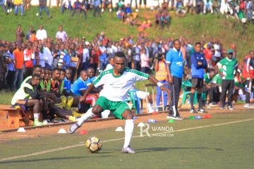 Myugariro Serumogo Ally Omar wifuzwaga n’amakipe menshi arimo na Rayon Sports, yongerewe amasezerano y’imyaka 2 n’ikipe ya Kiyovu SC