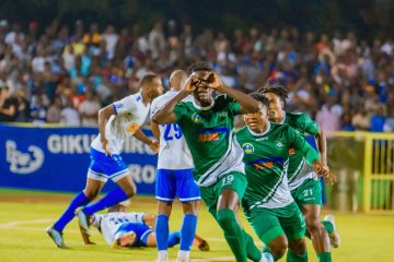 Kiyovu SC yatsinze Rayon Sports yuzuza imikino irindwi idatsindwa inaboneraho gufata umwanya wa 1 wa shampiyona Kiyovu SC yatsinze Rayon Sports yuzuza imikino irindwi idatsindwa inaboneraho gufata umwanya wa 1 wa shampiyona