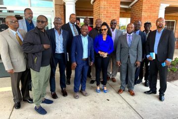 Ni abarwayi bo mu mutwe, cyangwa ni abatekamutwe? Dusesengure iby’agatsiko ka Charles Kambanda ngo gashaka guhirika ubutegetsi mu Rwanda.