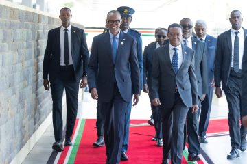 Perezida Kagame yitabiriye Inama yiga ku mihindagurikire y’ibihe muri Afurika irimo kubera muri Kenya