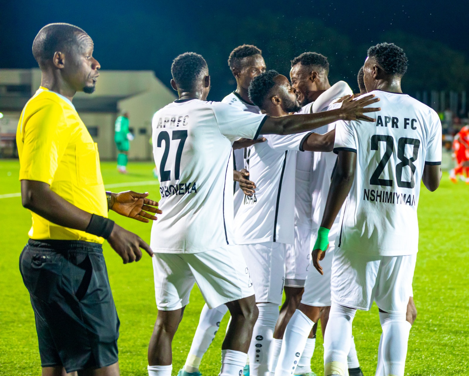 Mu mukino utarabereye igihe, APR FC yatsinze Musanze FC 2-1