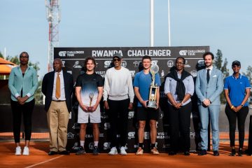 Amafoto – Perezida Paul Kagame ari kumwe na Madamu bitabiriye isozwa rya ATP  Challenger 50 yatwawe na Kamil Majchrzak