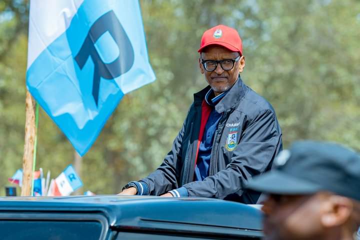 Buriya n’abanga u Rwanda, n’abavuga ko bafite ibindi bemera, bagaruka kuri Demokarasi, Ubumwe n’Amajyambere “Chairman Paul Kagame”