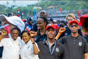 Kagame yasezeranye n’Abari Gakenke ko azagaruka bagasangira Umuganura