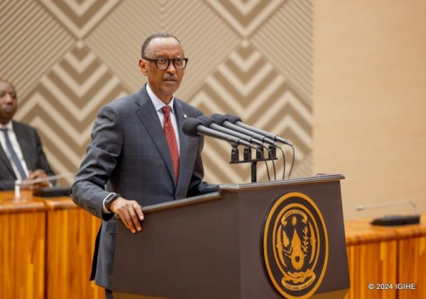 “Bamaze imyaka 30 batubeshya ngo barashaka gukemura ikibazo cya FDLR, kandi bifuza ko gihoraho ngo kibageze ku nyungu zabo”- Perezida Kagame