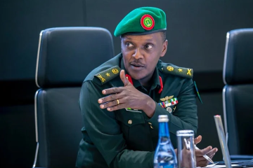 “Nta ngabo z’u Rwanda ziri Maputo” Brig Gen Rwivanga