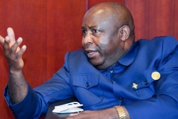 Perezida Ndayishimiye yabaye wa mwana murizi udakurwaho urutozi