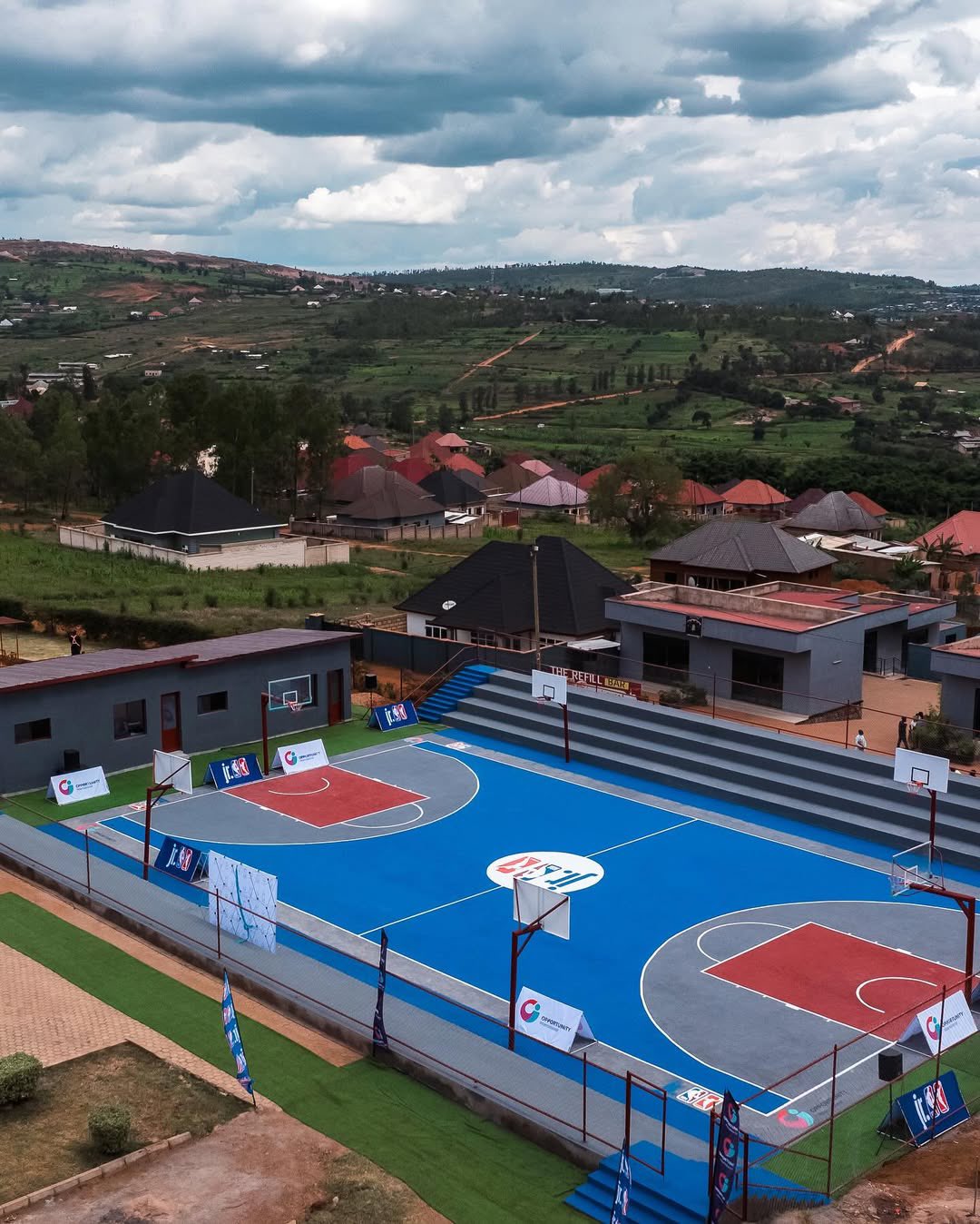 I Bugesera hatashywe ikibuga cya Basketball cyubatswe ku bufatanye bwa NBA Africa na Opportunity International