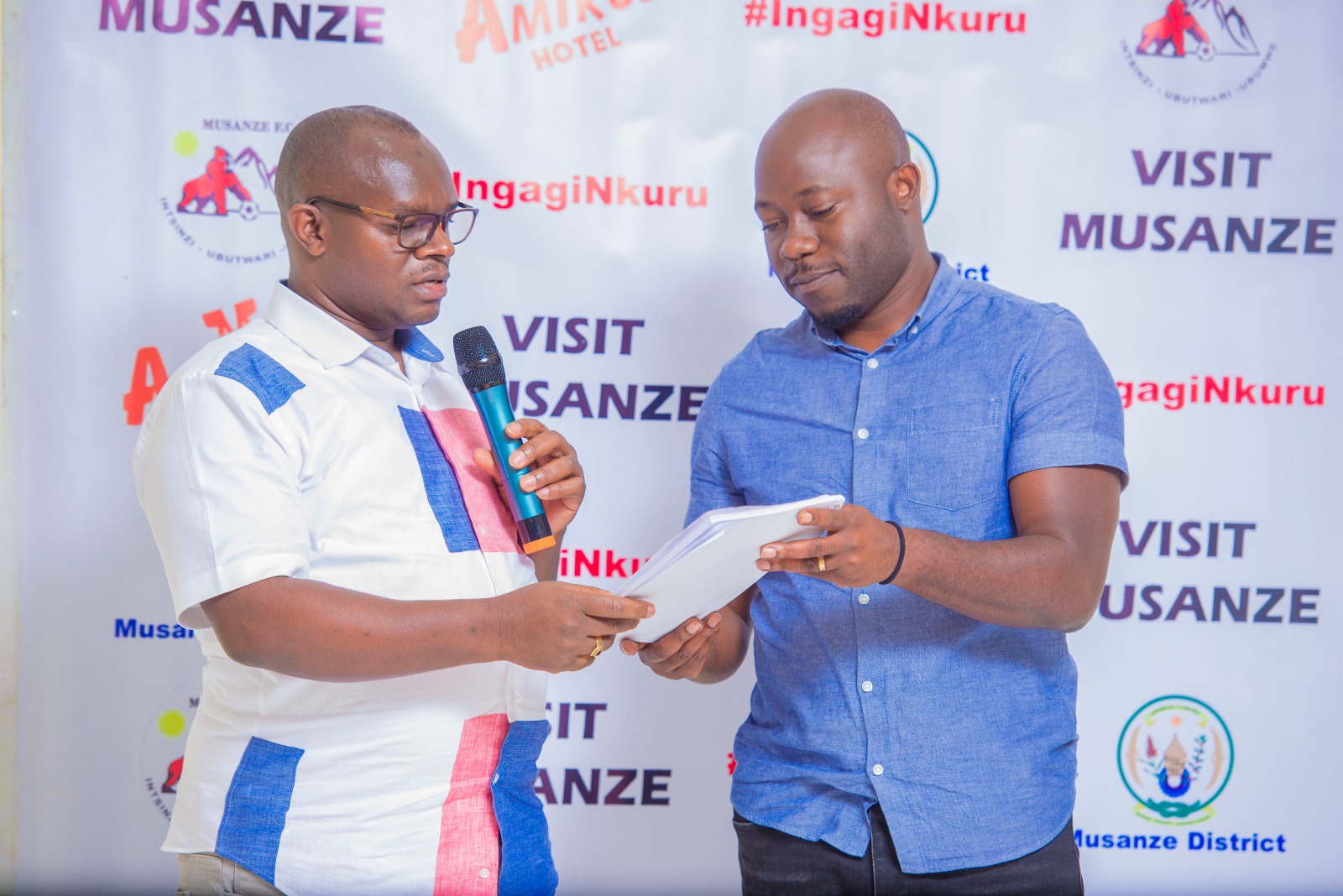 Tuyishime Placide uzwi nka Trump yakoze ihererekanyabubasha na Nsengiyumva Richard umusimbuye mu kuyobora Musanze FC