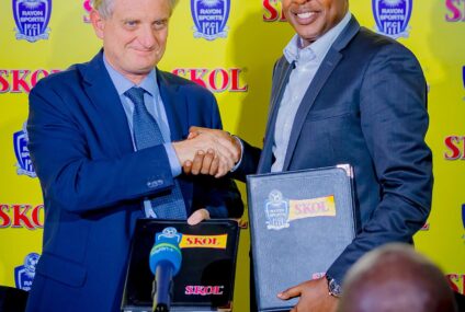 Rayon Sports na SKOL basinyanye amasezerano mashya y’ubufatanye afite agaciro k’asaga miliyoni 185 Frw ku mwaka