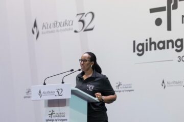 Madamu Jeannette Kagame yasabye urubyiruko kwirinda kuyobywa na ba mpemuke ndamuke Madamu Jeannette Kagame yasabye urubyiruko kwirinda kuyobywa na ba mpemuke ndamuke